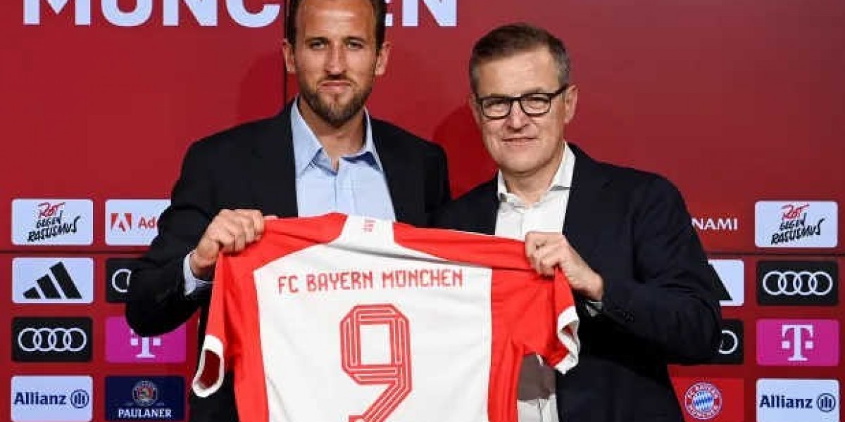 Nieuw Bayern Munich 2023-2024 Voetbalshirts