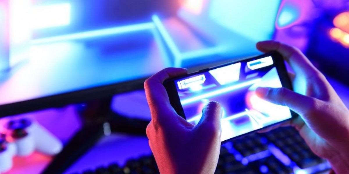 Mobile Gaming Market Size, Share | Report Analysis 2032