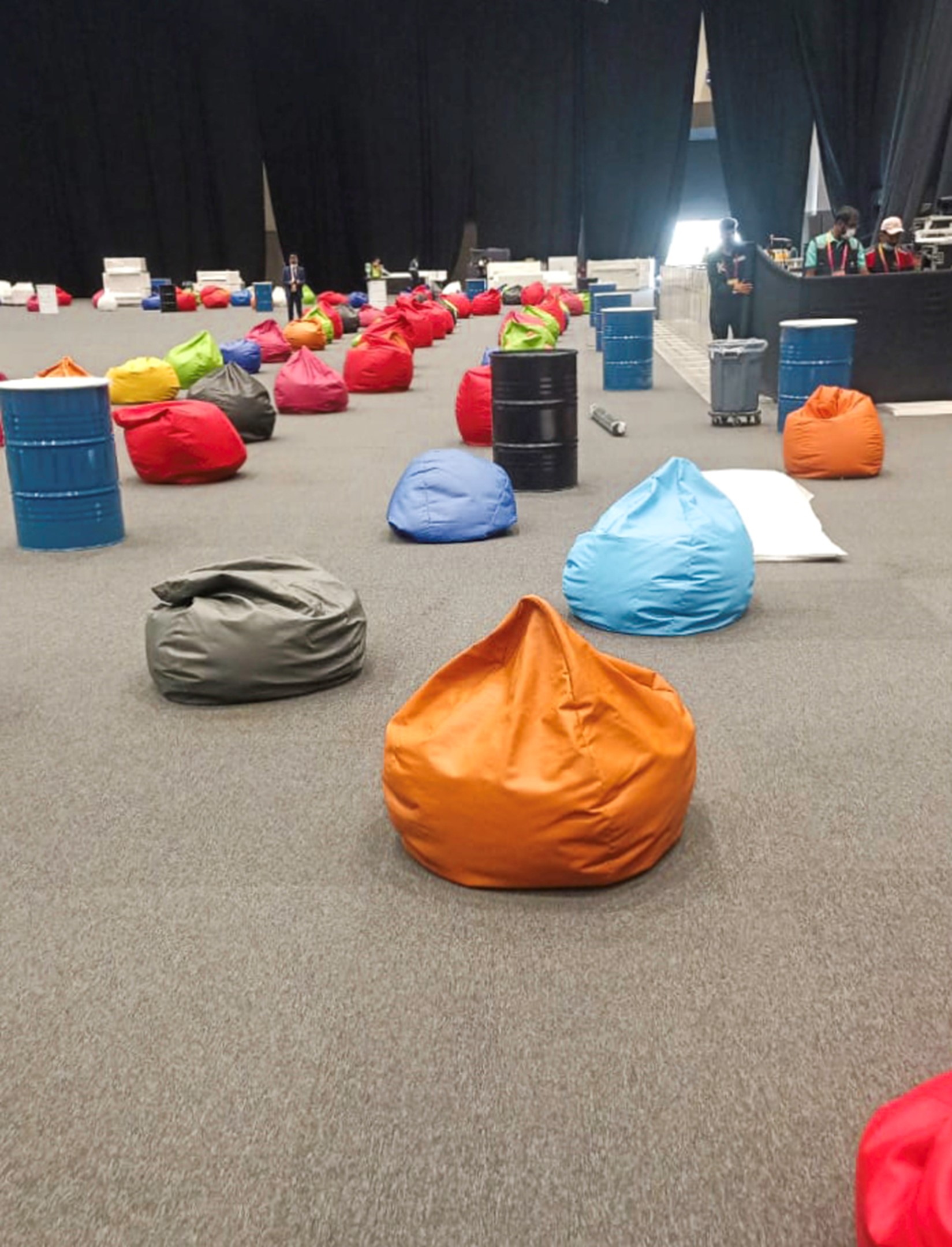 Casual Comfort: Bean Bag Rentals for Relaxed Event Seating in Dubai