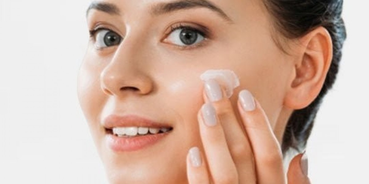 Soft, Smooth Hands: Your Guide to the Best Hand Cream